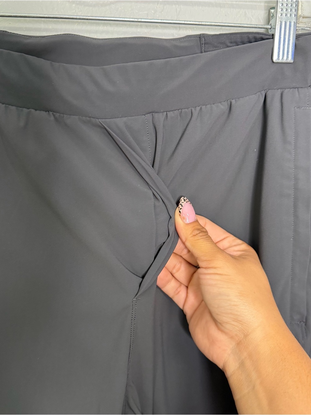Lululemon Men’s Athletic Workout Running Surge Jogger in Graphite Grey Sz L FLAW - Picture 4 of 7